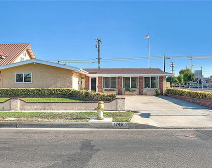 1746 W Southgate Avenue, Fullerton