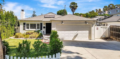 21907 De La Osa Street, Woodland Hills