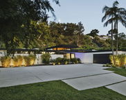 570 Evelyn Place, Beverly Hills image