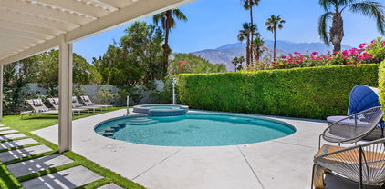 1371 E Del Paso Way, Palm Springs