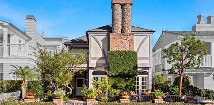 316 Diamond Avenue, Newport Beach