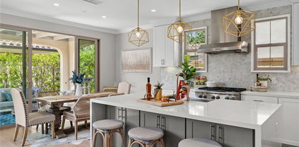 82 Decker, Irvine