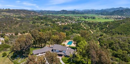 2400 W Potrero Road, Westlake Village