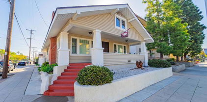 4095 Front St, Mission Hills