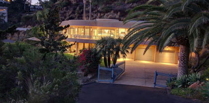 9918 Heavenly Way, La Mesa