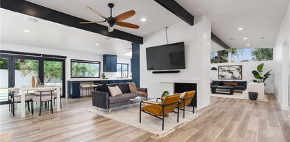 3000 Country Club Drive, Costa Mesa