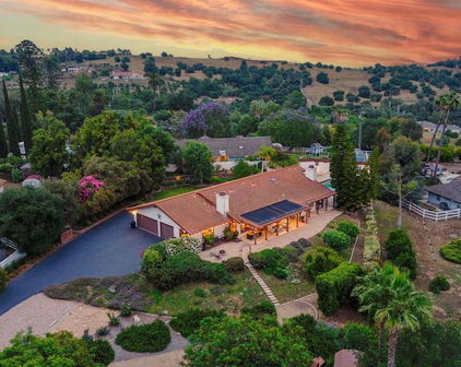 1036 Capra Way, Fallbrook