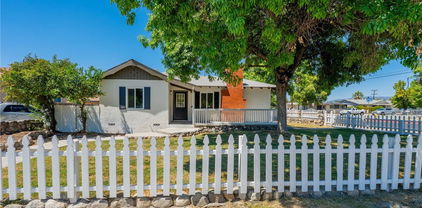 880 E Wright Street, Hemet