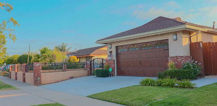 4410 Charger Boulevard, San Diego