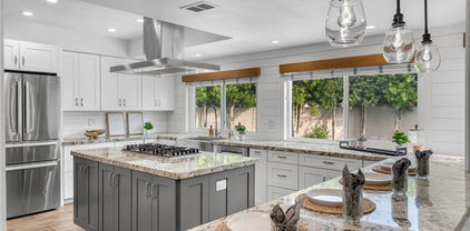 3652 San Joaquin Avenue, Los Alamitos
