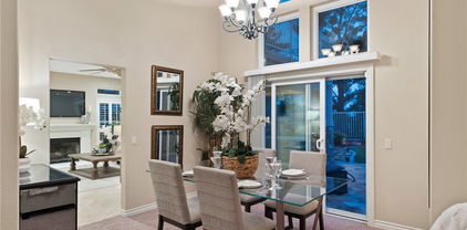 530 S Laureltree Drive, Anaheim Hills