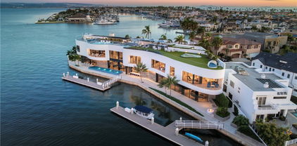 3 The Point, Coronado