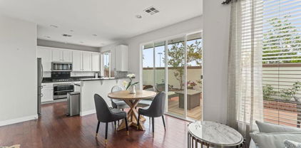 9925 Fieldthorn St, San Diego
