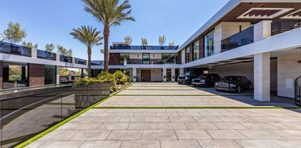 1047 N Bundy Drive, Los Angeles