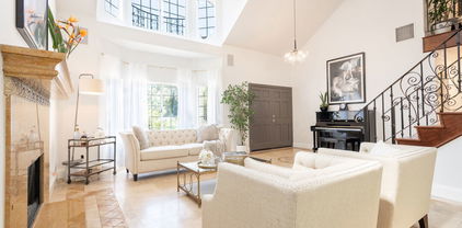 26004 Trana Circle, Calabasas