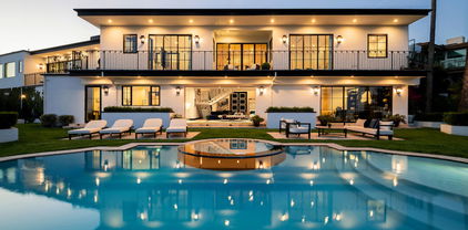 10932 Savona Road, Los Angeles