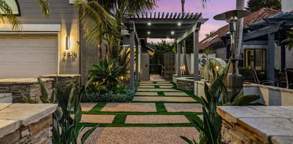 2821 Forest View Way, Carlsbad
