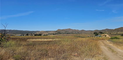 Arcola, Hemet
