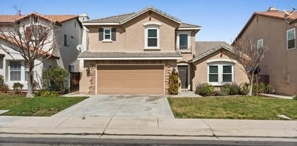 145 Buckthorn Way, Corona