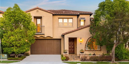 74 Gainsboro, Irvine