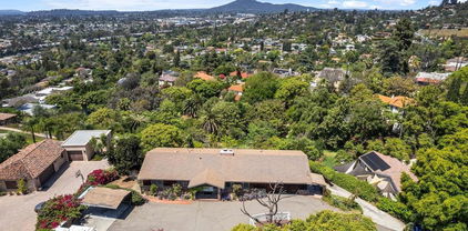 9481 La Cuesta Drive, La Mesa