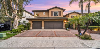 22541 Wakefield, Mission Viejo
