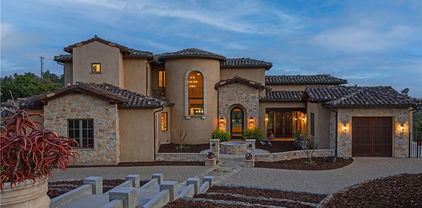 1470 Via Chaparral, Fallbrook