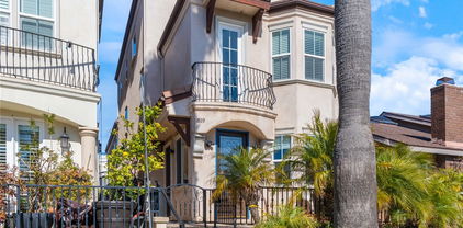 519 13th Street, Huntington Beach