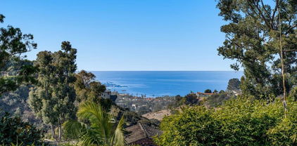 8070 La Jolla Scenic Dr N, La Jolla