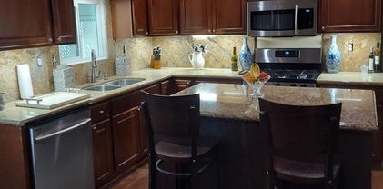4944 Old Cliffs Rd, Del Cerro