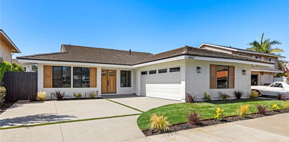 6852 Vista Del Sol Drive, Huntington Beach