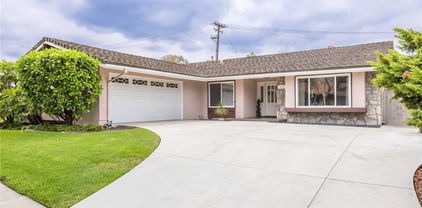 3241 La Travesia Drive, Fullerton