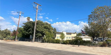 26246 Lake Street, Hemet