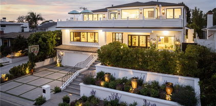 1110 Kings Road, Newport Beach