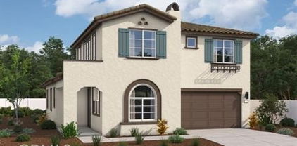 2813 Bridgetide Road, Corona
