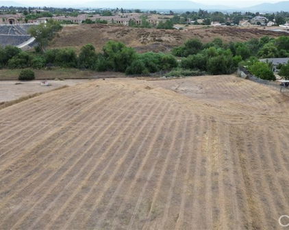 7 Juniper, Murrieta