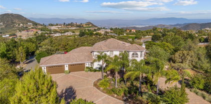 21100 Paseo Montana, Murrieta