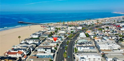 1825 W Balboa Boulevard, Newport Beach