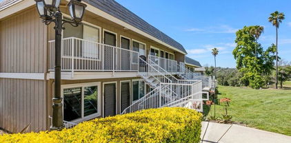 27725 Mountain Meadow Rd Unit 35, Escondido