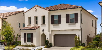 59 Longchamp, Irvine