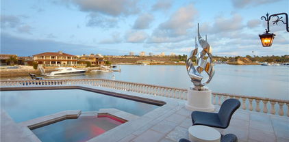 301 Morning Star Lane, Newport Beach