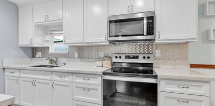 745 E Bradley Ave Unit 10, El Cajon