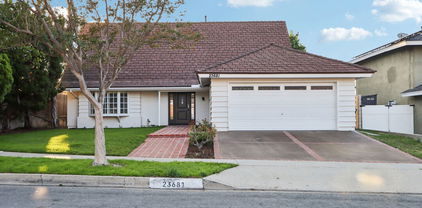 23681 Cavanaugh Road, Lake Forest