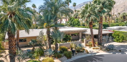 877 E Biltmore Place, Palm Springs