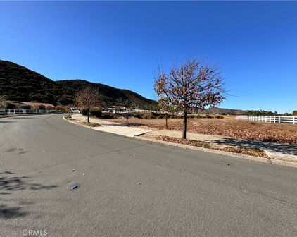 42782 Calle Ortega, Murrieta