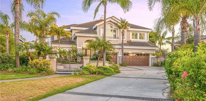 6692 Alamitos Circle, Huntington Beach