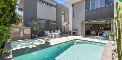 1230 Surrey Lane, Palm Springs