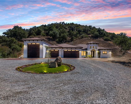 43420 Calle Nuevo, Temecula