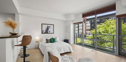 206 Park Blvd Unit 405, Downtown