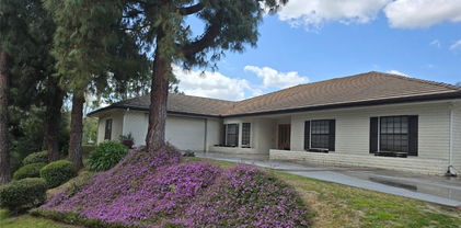 12698 La Solana Drive, Redlands